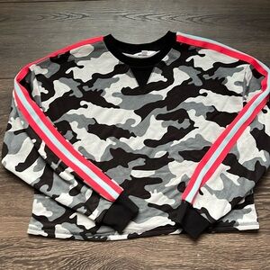 OFF DUTY gray and black camo cropped sweatshirt